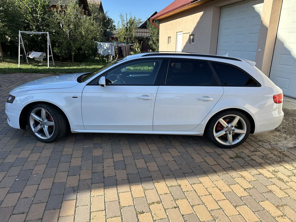Audi A4 B8 2.0 TDi S-Line