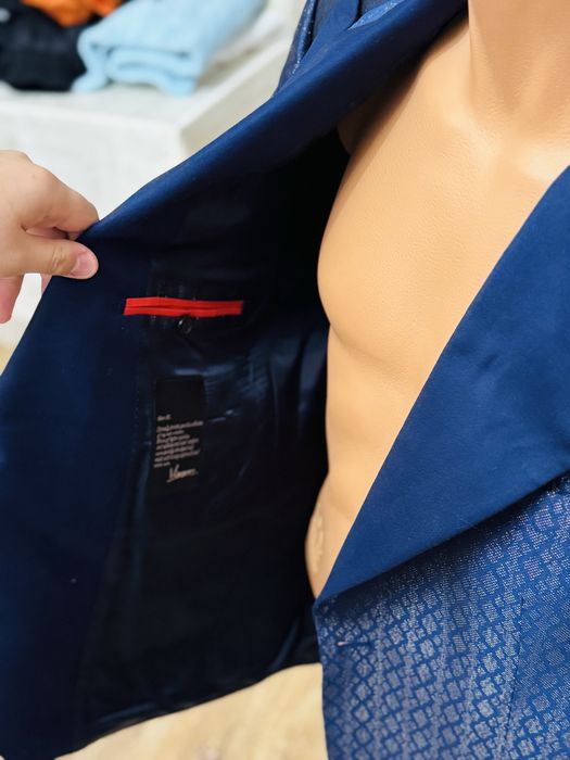 Sacou impecabil și elegant de la brandul VIGGO