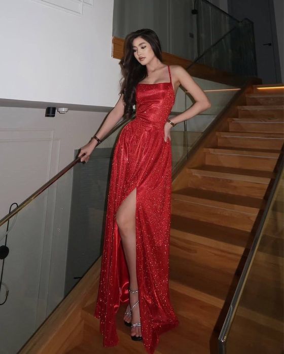 Вечерние платья