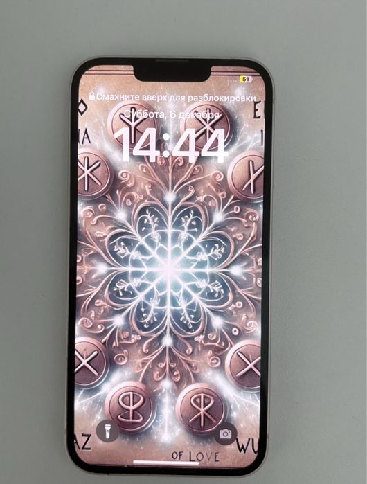 Apple 13 вся в оригинале розового цвета