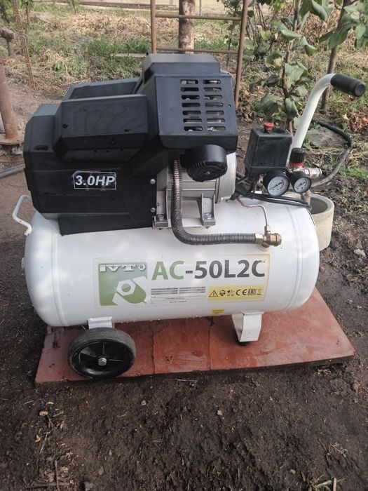 Продам компрессор