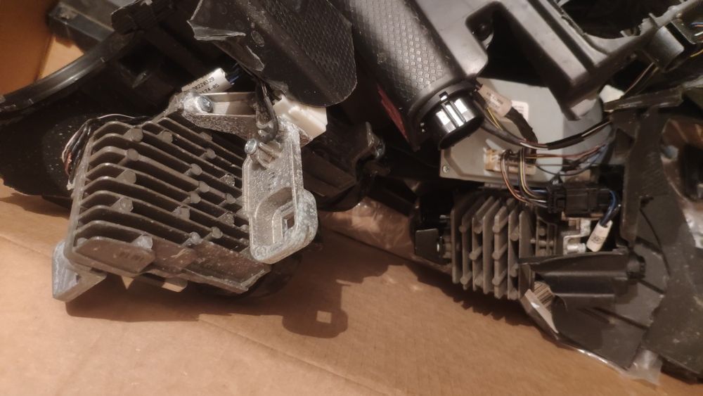 Кия Соренто 2022 KIA Sorento лайсна за врата задна дясна .държач п