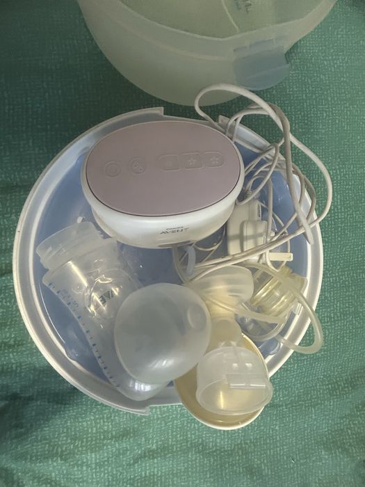 Sterilizator AVENT si pompa san Avent