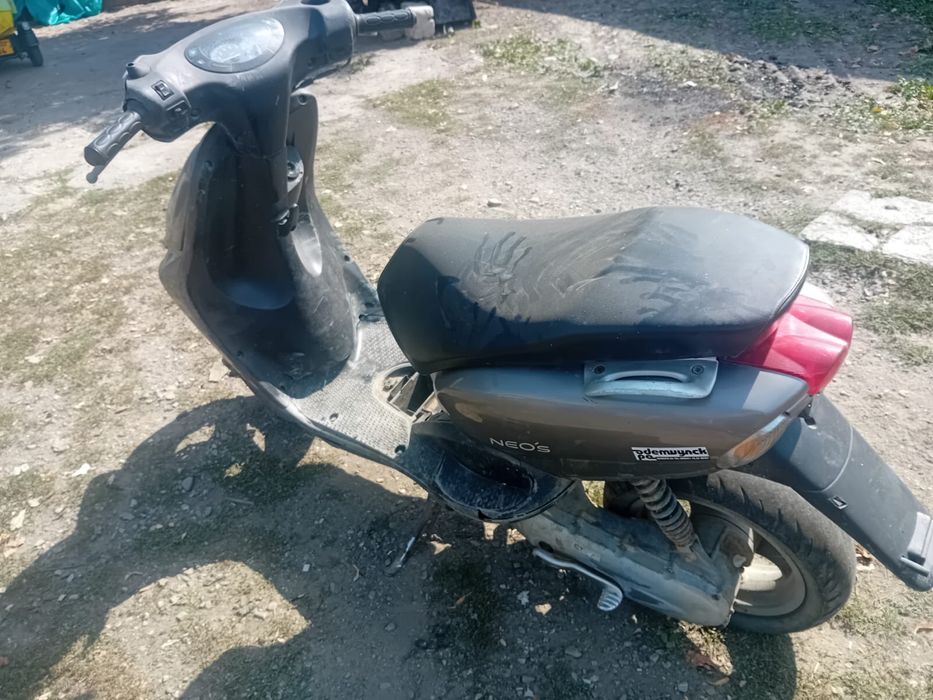 Vand urgent iamaha neos