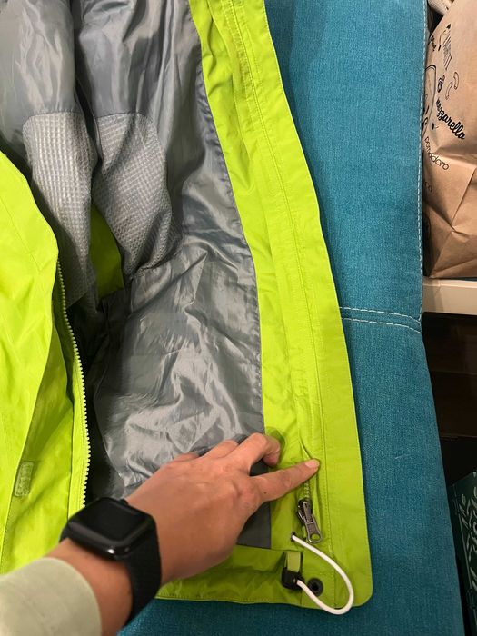 Дамско яко Marmot GORE-TEX, размер S/M