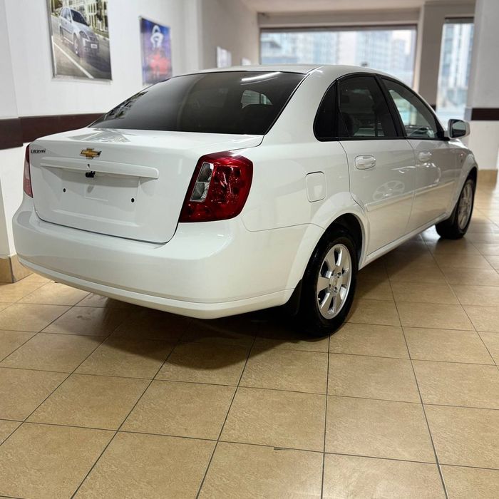 Jentra  без люк Сотилади