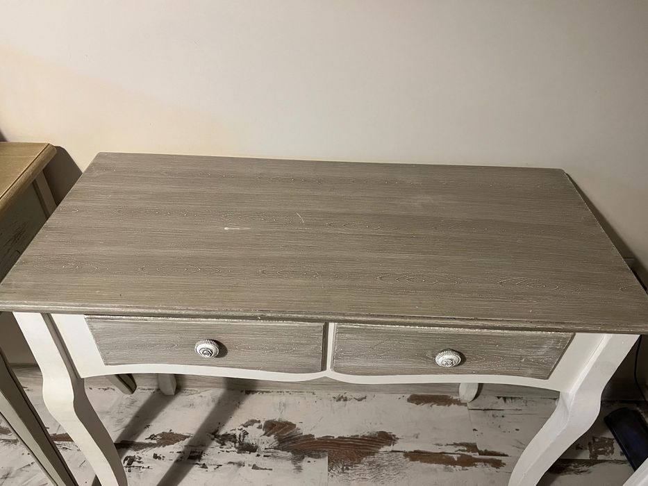 Винтидж конзолна  маса