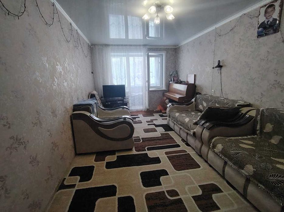 Продам 2-х комн. квартиру на 3 мкр по пр.Республики ТОРГ