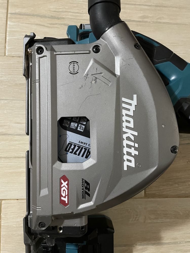 Makita circular 50v xgt