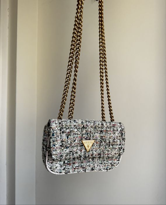 Продам оригинал сумку Guess