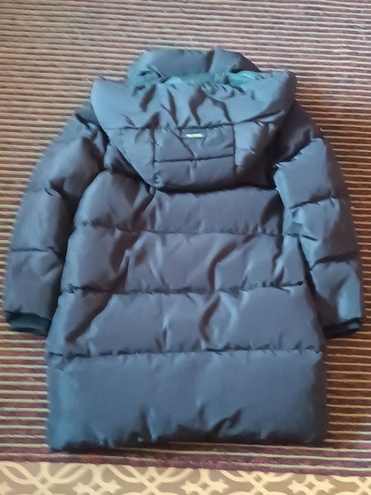 Куртка фирменная в отличном состоянии