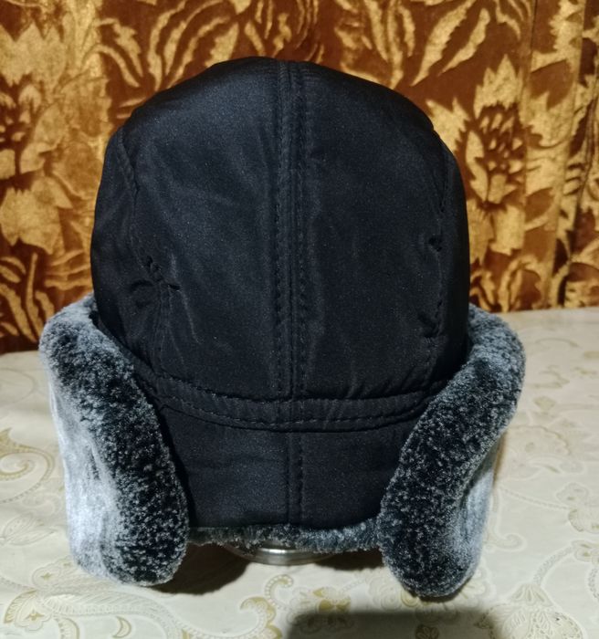 Продам зимнюю шапку