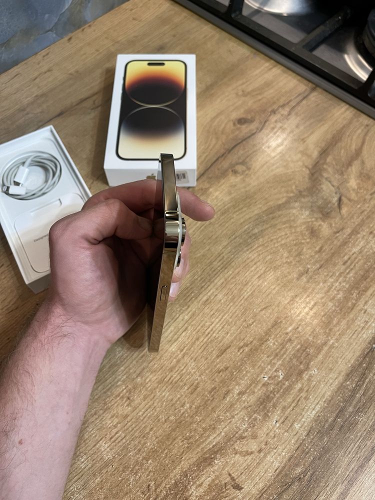 Iphone 14 pro емкость92%
