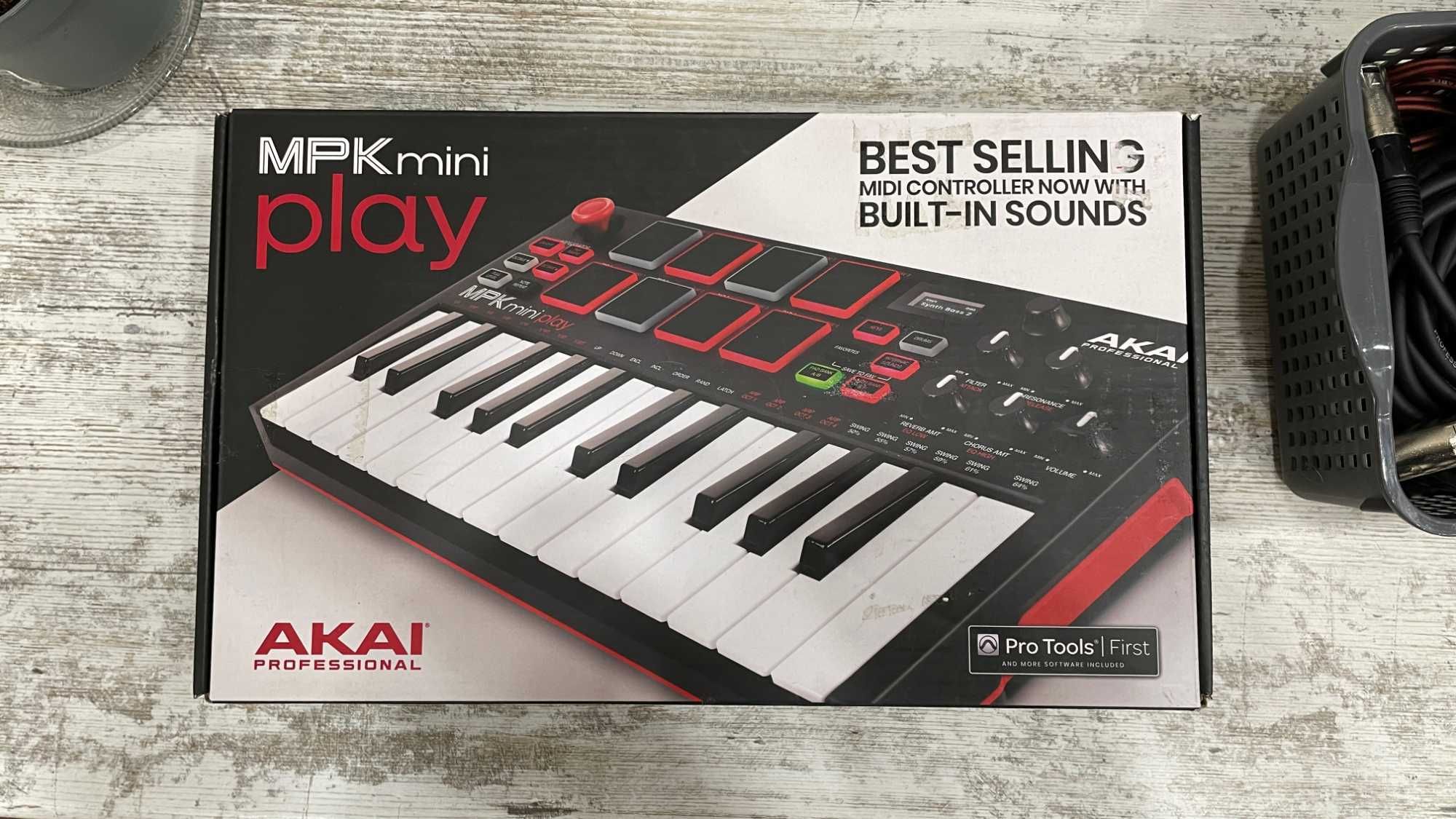 Midi-клавиатура Akai PRO MPK Play Mini