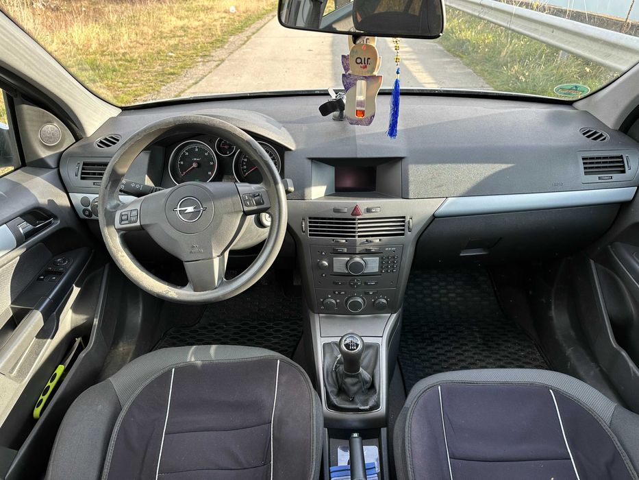 Opel Astra H Caravan 1.9 CDTI – 101 CP, motor fiabil și economic