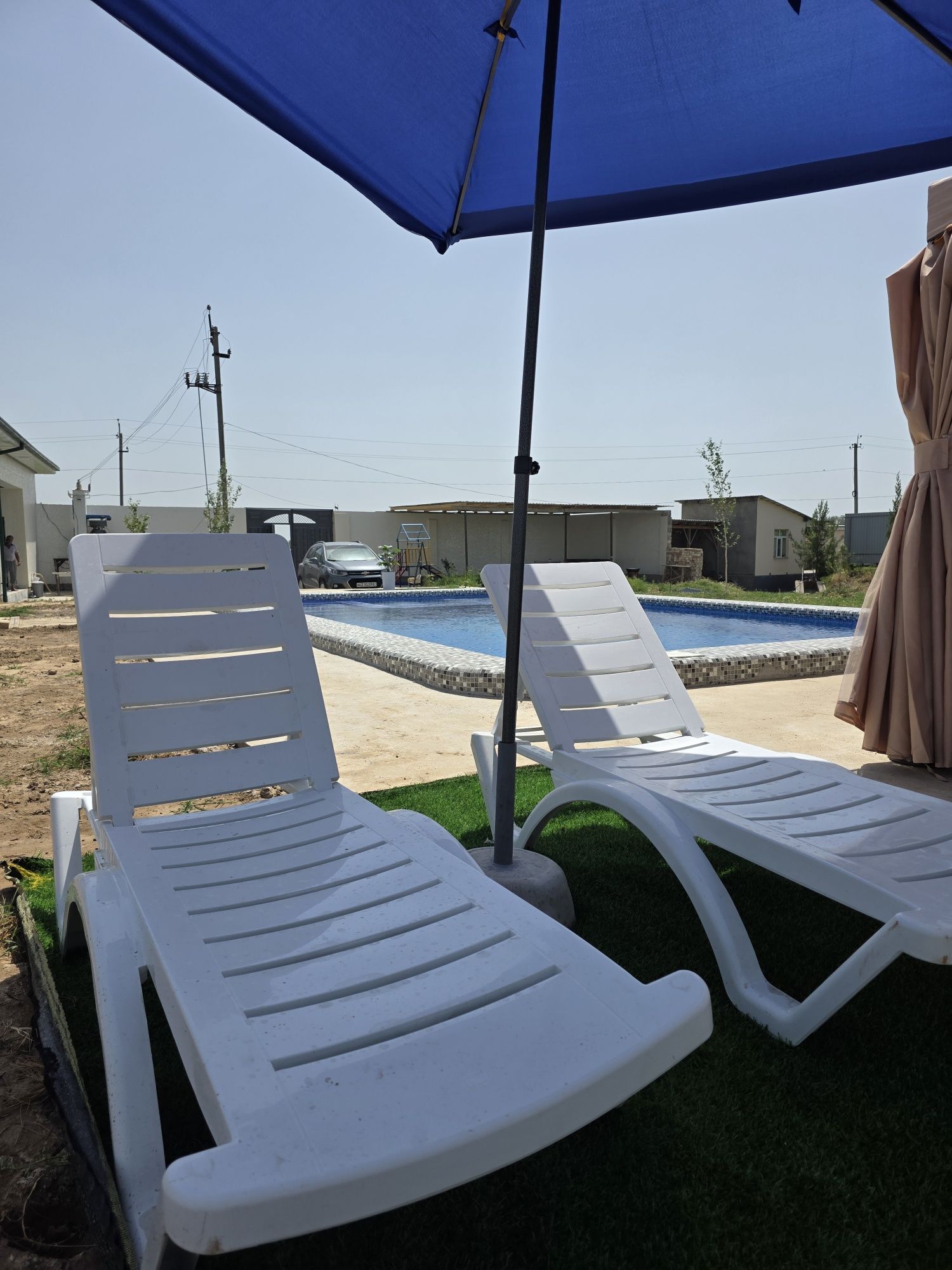 Tashmore boyida Янги dacha, kater chaqirsa boladi, baliq tutsa boladi.