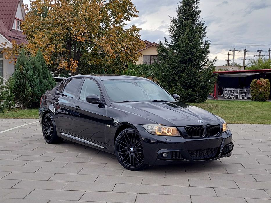 BMW E90 320d 177cp *2010* M-Pack Exterior / Navi / Xenon