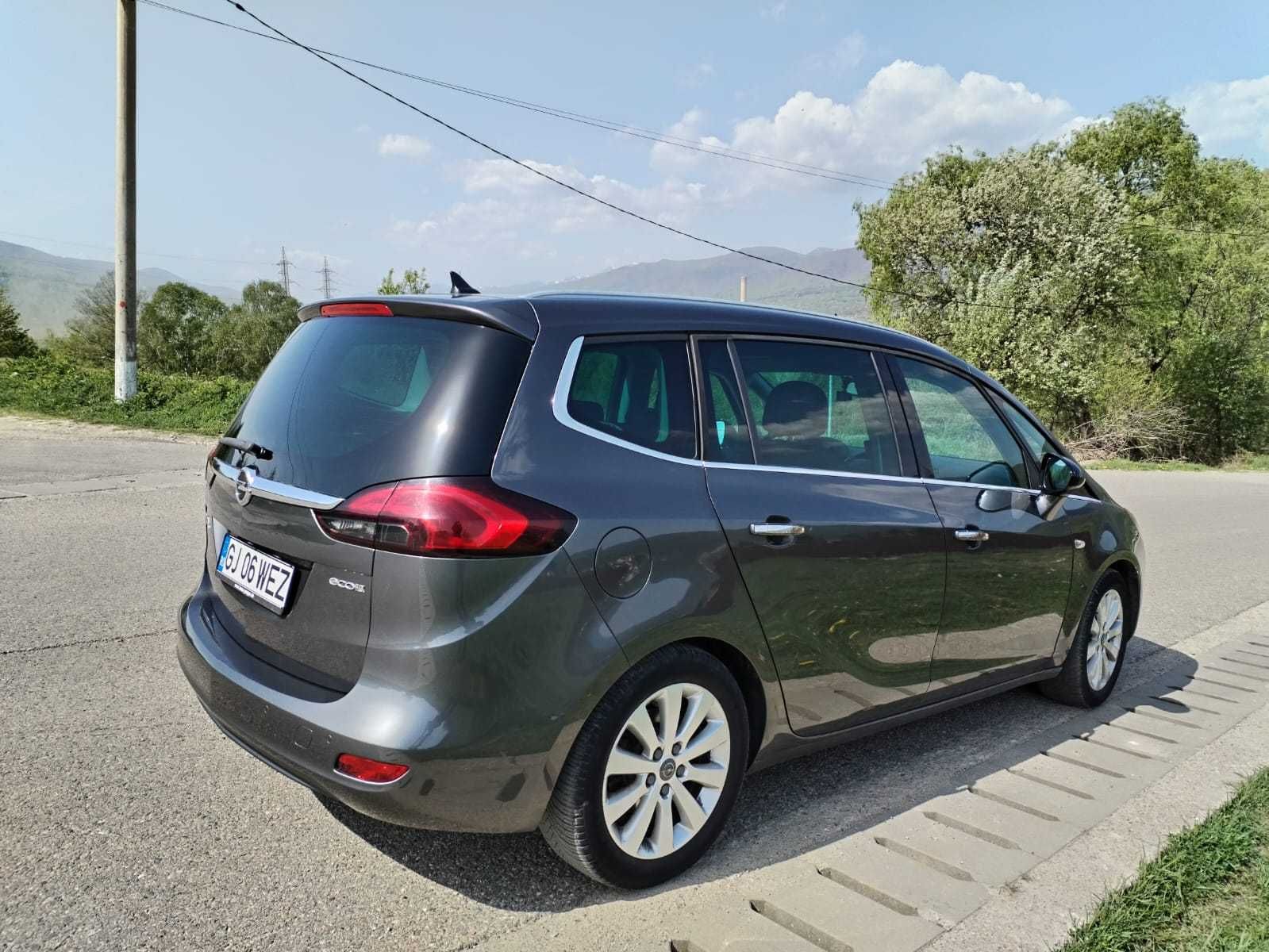 OPEL Zafira Tourer, 2012, 139000 km