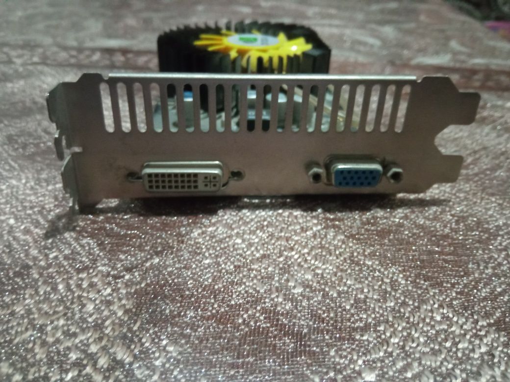 Vedio karta NVIDIO 512 lik ddr2