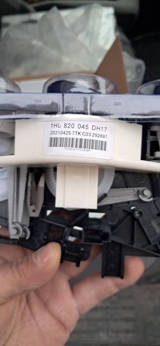 Panou control AC VW T5 2009