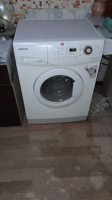 100 y.e Стиральная машина продаётся!