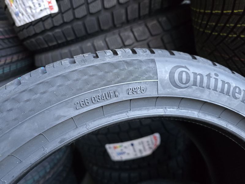 215/45/18 Continental 4бр