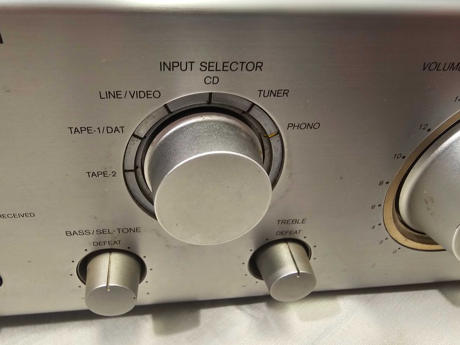 Defect Akai A-8940 amplificator