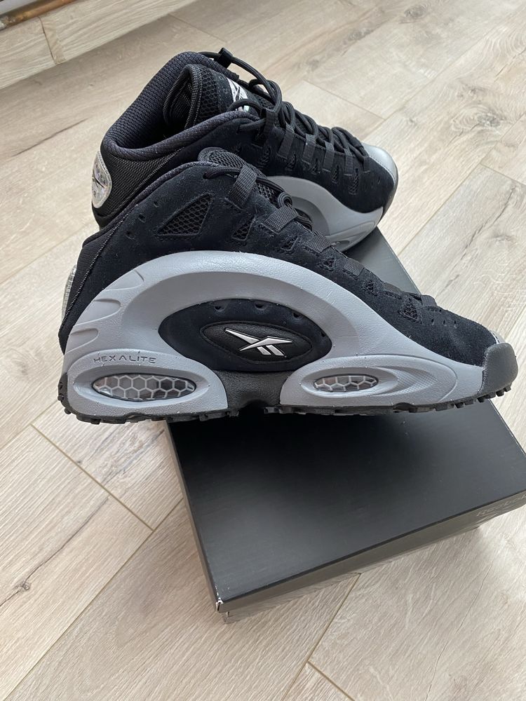 Sneakerși înalți Reebok