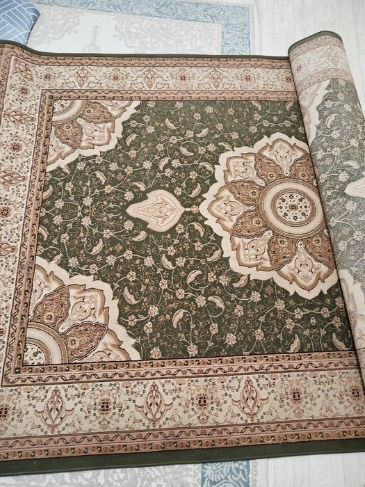 Ковёр красивый большой