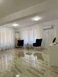Colega salon / spatiu unghii , make-up artist