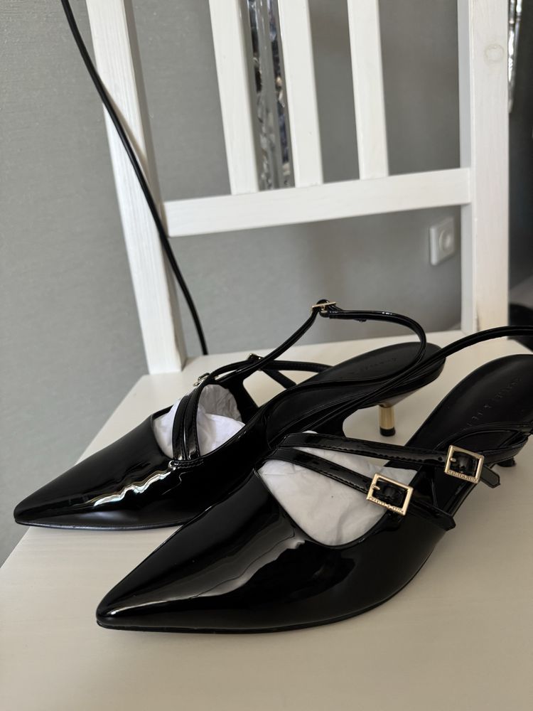 Туфли Charles&Keith