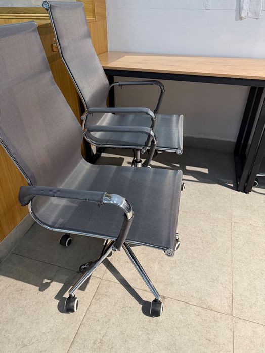 Стулья офисные на колесиках