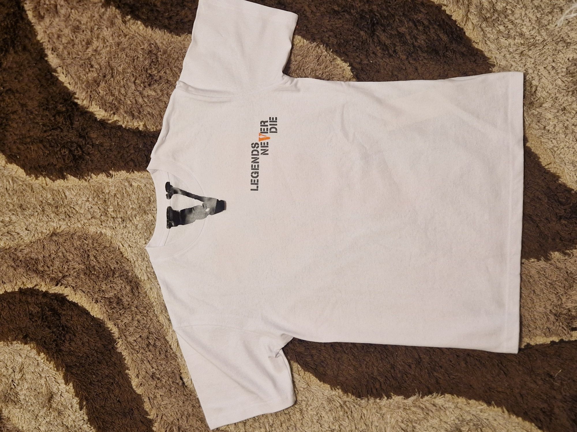 Тениска на Vlone