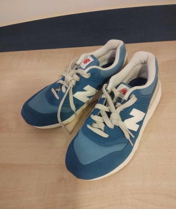 Дамски маратонки New Balance. 39 номер