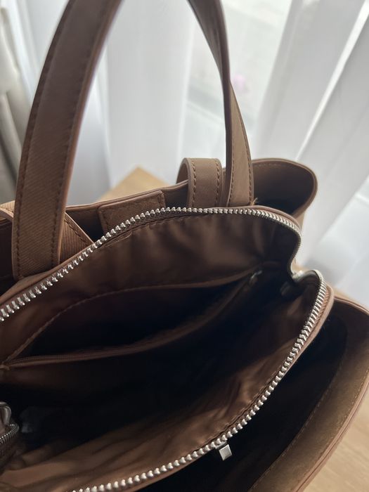 дамска раничка Desigual-цвят камел