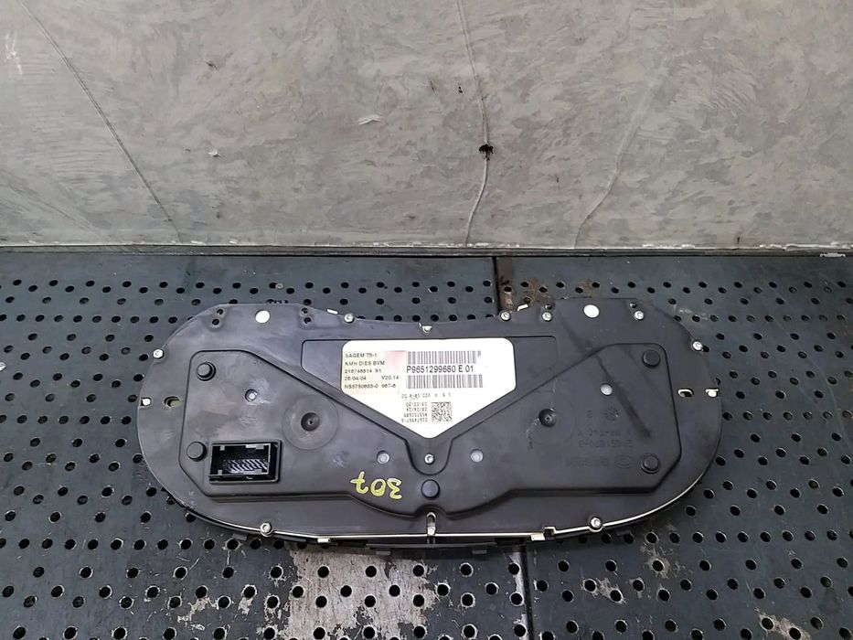 Ceasuri bord diesel peugeot 307 p9651299680e01 216748814x1