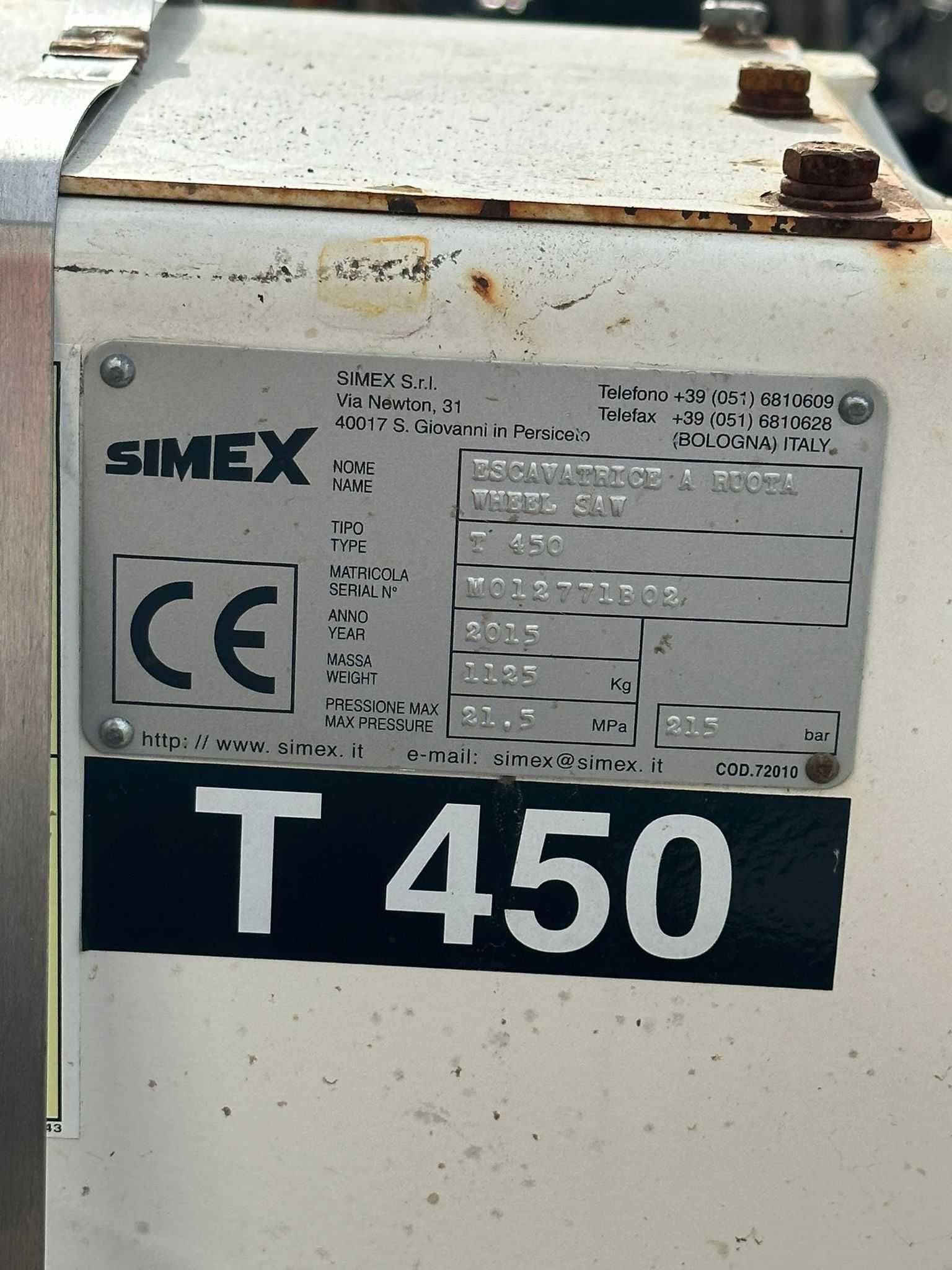 Trencher SIMEX sapator de santuri in asfalt si beton