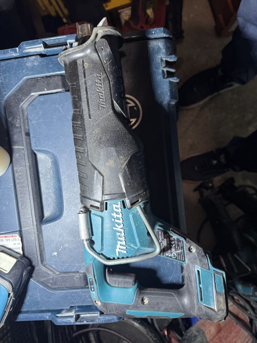 Makita djr187 defect
