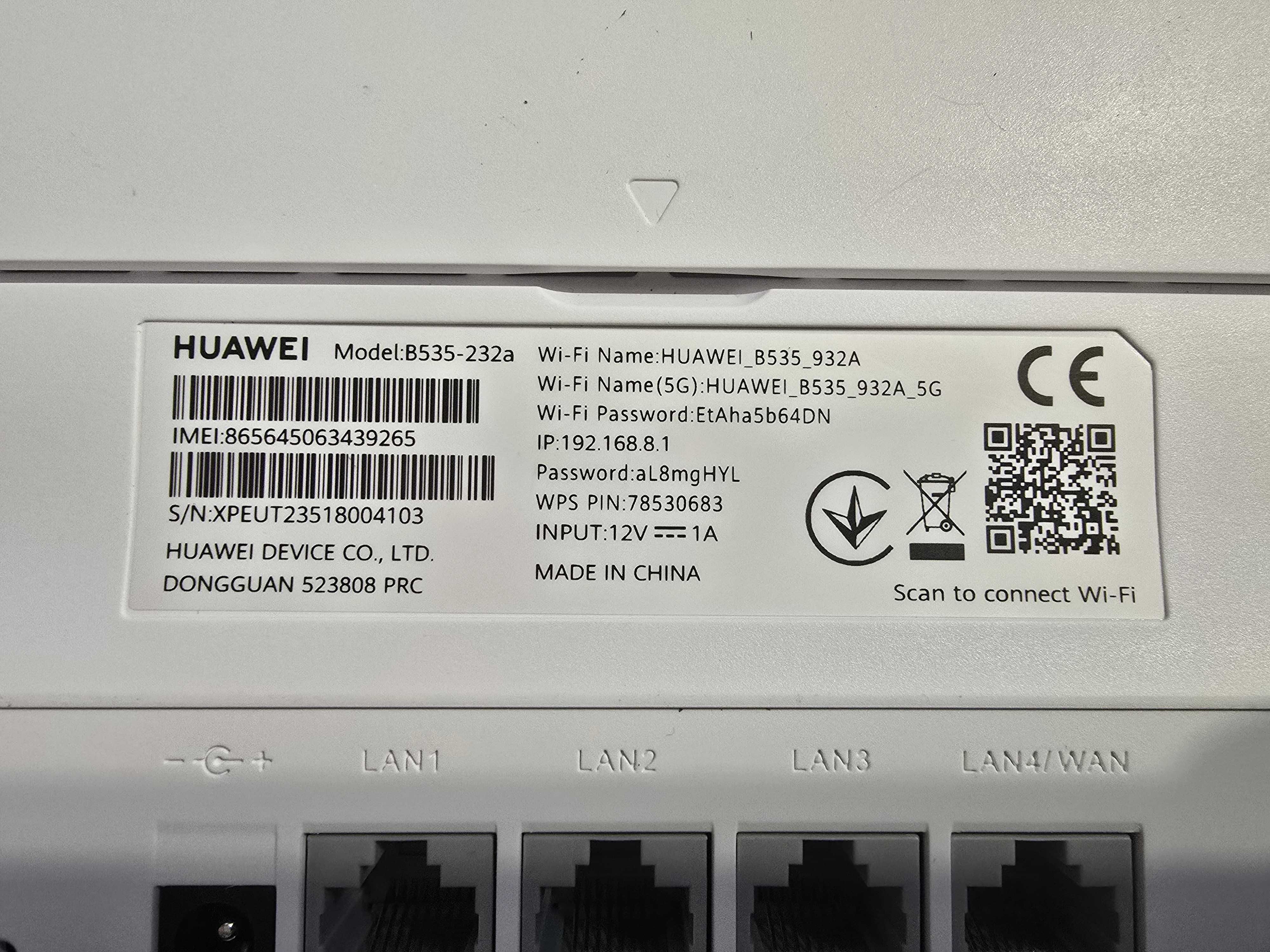 Router wireless cu slot SIM Huawei B535-232a 4G 300MBPS WI-FI 2.4/5GHZ