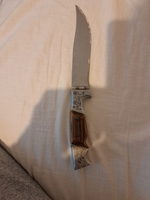 vand cuțit de vanătore lucrat manual