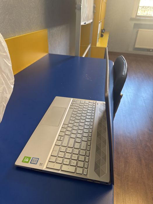 Hp pavilion 15 ideal sostoyaniye