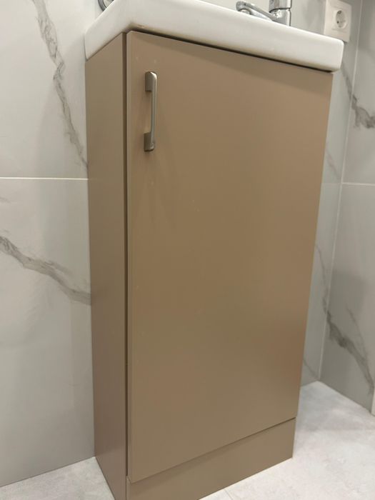 Продам мойку с тумбой