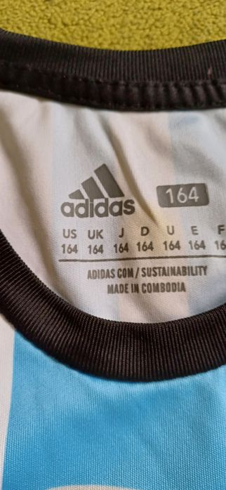 Детски футболен екип