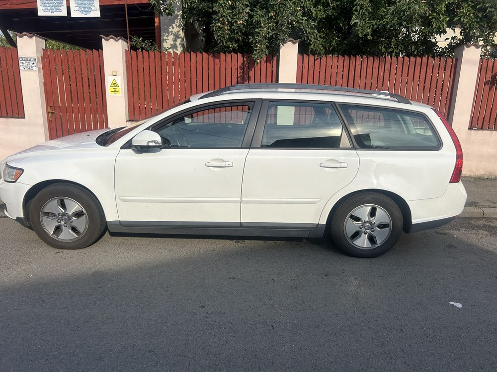 Volvo V50 1,6diesel …