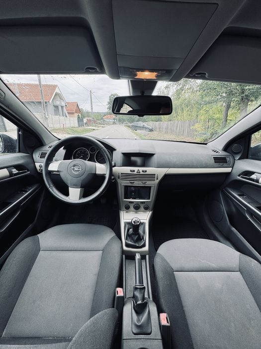 Vand opel astra h Gtc