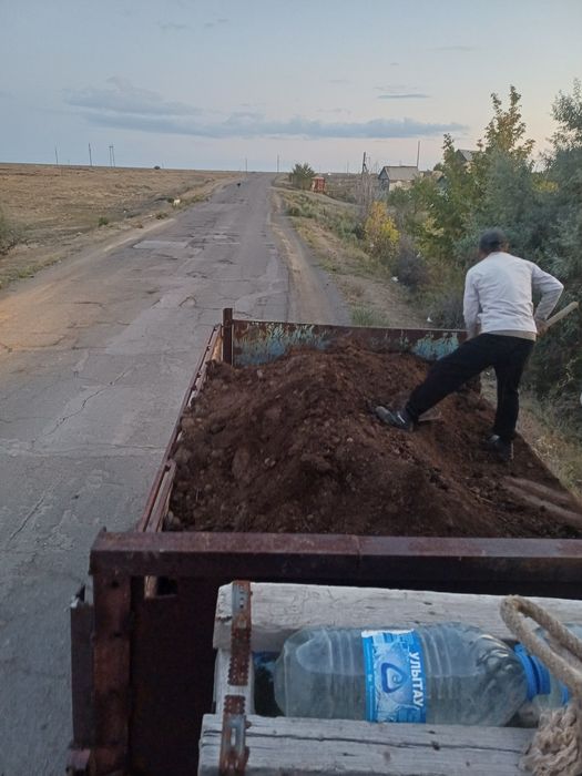 Продам навоз. Зил.  Толька на дачу Автомобилист  и Здравница