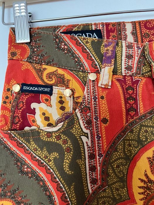 Blugi vintage Escada Sport