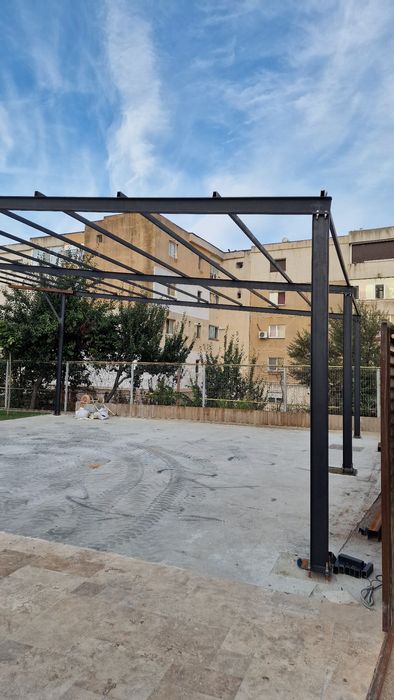 Vand structura metalica 10x10x4 ideală pentru garaj auto