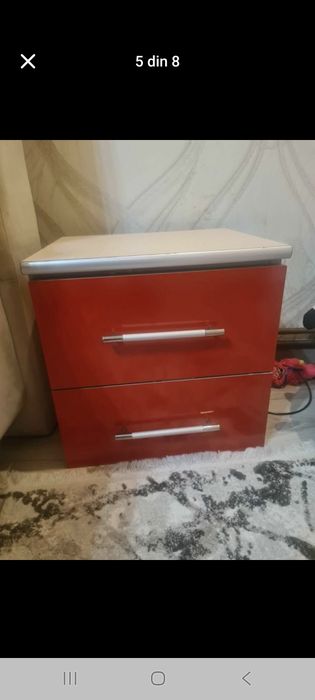 Vând dulap, comodă  și  două  noptiere!