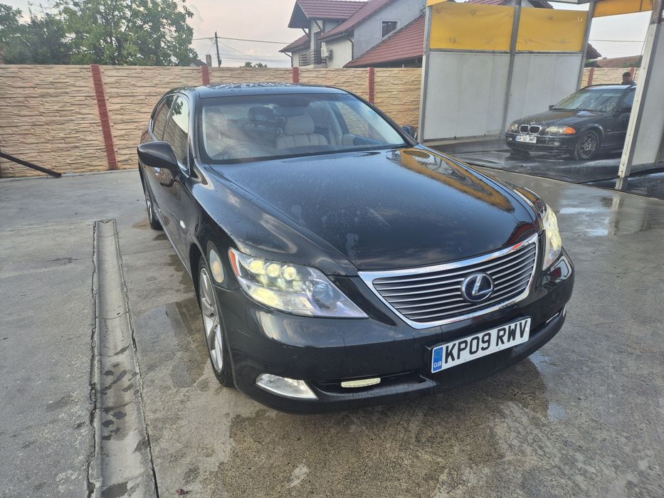 Lexus LS600HL 2009 5.0V8 volan dreapta
